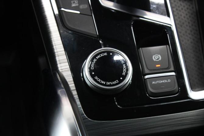 Geely Atlas Pro с пробегом 2023 года, цена 2 298 000 рублей, 16000 км, внедорожник, Автокод Объявления