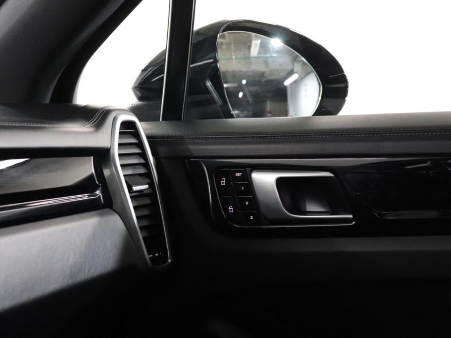 Porsche Cayenne III Москва  - изображение 21