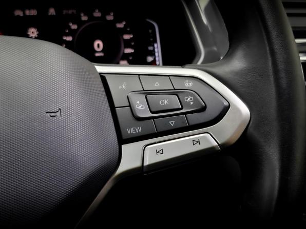 Volkswagen Tiguan II Рестайлинг с пробегом 2021 года, цена 4 215 000 рублей, 34083 км, внедорожник, Автокод Объявления