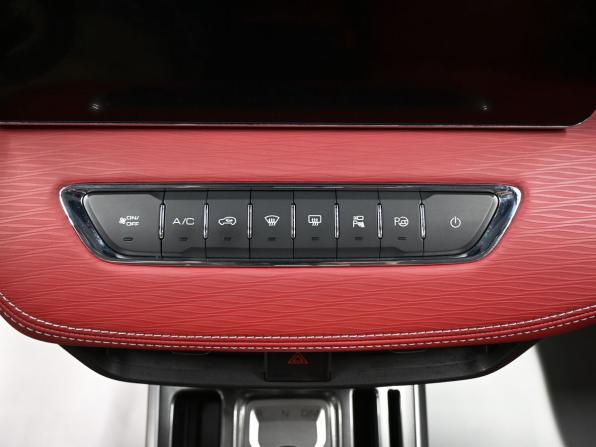 Haval Jolion I Рестайлинг с пробегом 2024 года, цена 2 345 000 рублей, 31894 км, внедорожник, Автокод Объявления