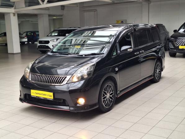 Toyota ISis I Рестайлинг с пробегом 2010 года, цена 1 150 000 рублей, 120411 км, компактвэн, Автокод Объявления