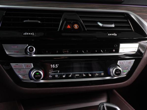 BMW 5 серии VII (G30/G31/G38) Рестайлинг с пробегом 2020 года, цена 4 899 000 рублей, 110656 км, седан, Автокод Объявления