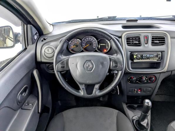 Renault Sandero II с пробегом 2015 года, цена 635 000 рублей, 190557 км, хэтчбек, Автокод Объявления