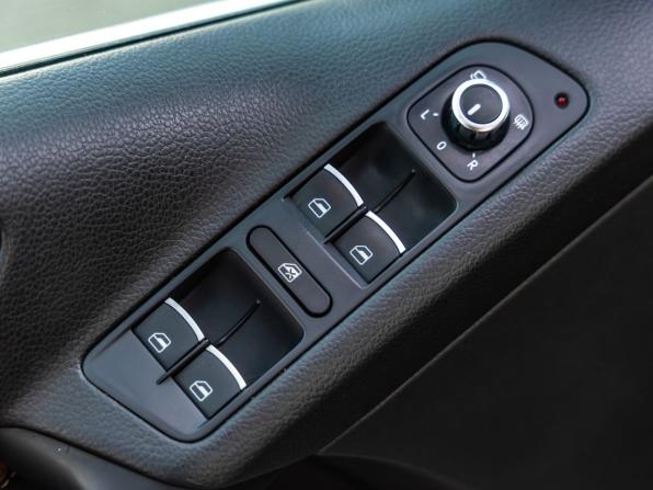 Volkswagen Tiguan I Рестайлинг с пробегом 2014 года, цена 1 398 000 рублей, 216696 км, внедорожник, Автокод Объявления