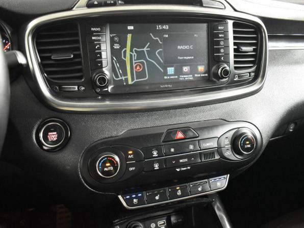 Kia Sorento III Prime с пробегом 2017 года, цена 2 200 000 рублей, 332774 км, внедорожник, Автокод Объявления