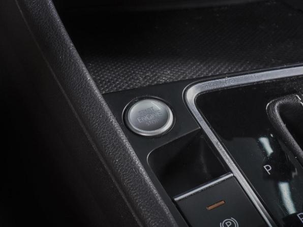 Volkswagen Jetta VII с пробегом 2021 года, цена 1 890 000 рублей, 122972 км, седан, Автокод Объявления