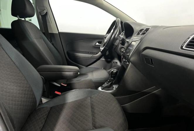 Volkswagen Polo V Рестайлинг с пробегом 2019 года, цена 1 150 000 рублей, 144636 км, седан, Автокод Объявления
