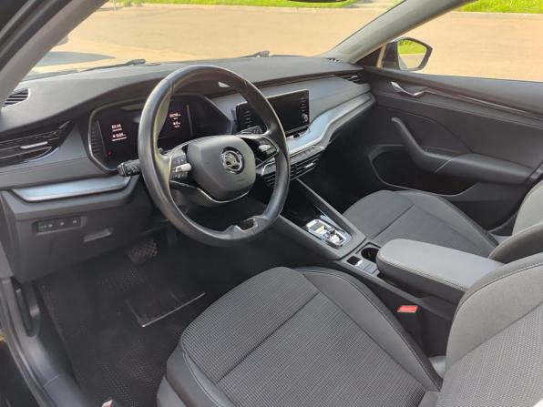 Skoda Octavia IV (A8) с пробегом 2021 года, цена 2 570 000 рублей, 58677 км, лифтбек, Автокод Объявления