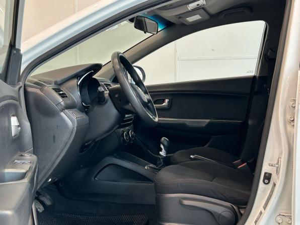 Kia Rio III с пробегом 2014 года, цена 640 000 рублей, 204000 км, седан, Автокод Объявления