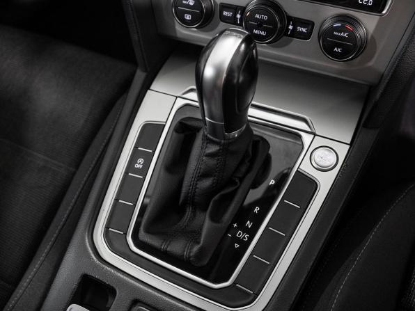Volkswagen Passat B8 с пробегом 2015 года, цена 1 520 000 рублей, 77380 км, универсал, Автокод Объявления