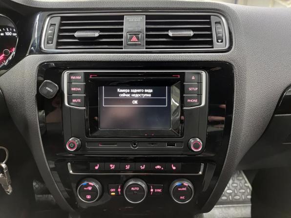 Volkswagen Jetta VI Рестайлинг с пробегом 2016 года, цена 1 130 000 рублей, 236090 км, седан, Автокод Объявления