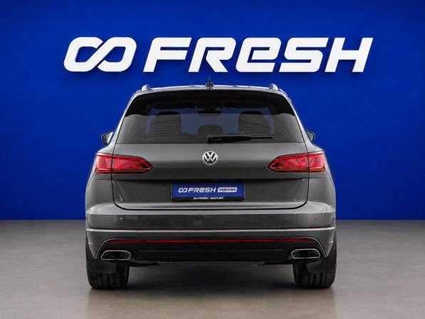 Volkswagen Touareg III с пробегом 2019 года, цена 4 647 777 рублей, 138033 км, внедорожник, Автокод Объявления