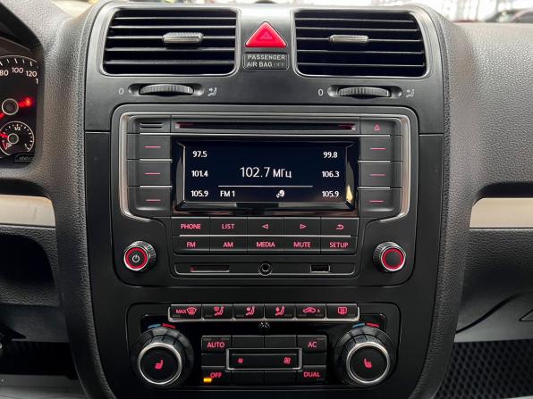 Volkswagen Jetta V с пробегом 2010 года, цена 880 000 рублей, 227421 км, седан, Автокод Объявления