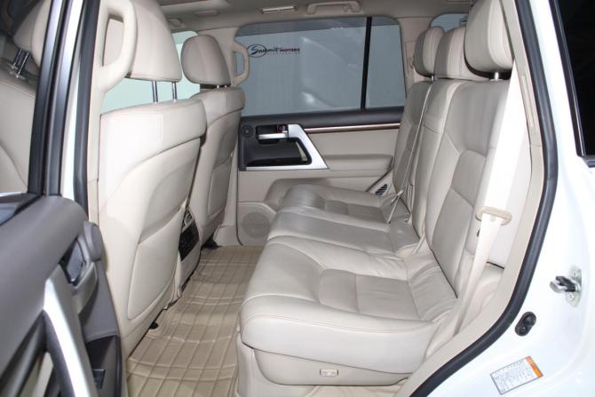Toyota Land Cruiser 200 Series Рестайлинг 2 с пробегом 2019 года, цена 8 100 000 рублей, 134125 км, внедорожник, Автокод Объявления