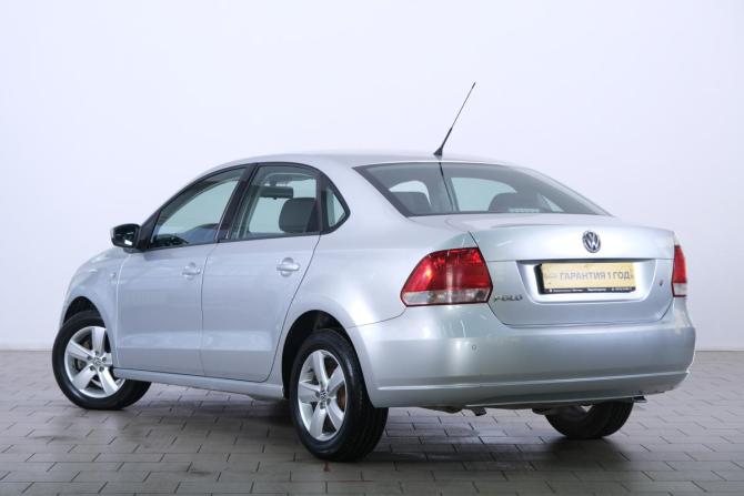 Volkswagen Polo V с пробегом 2012 года, цена 899 000 рублей, 194500 км, седан, Автокод Объявления