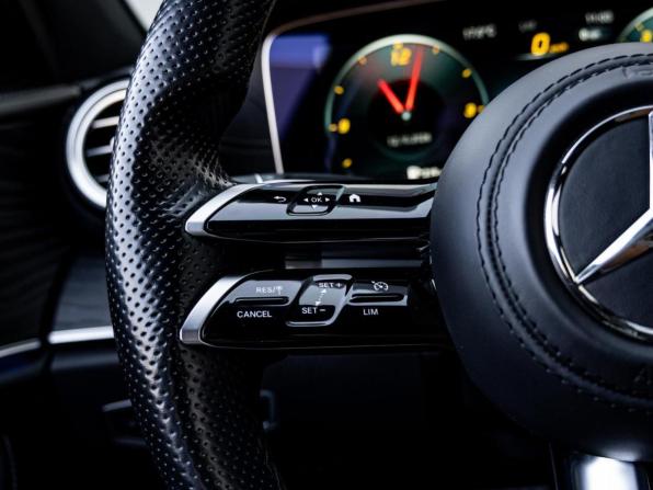 Mercedes-Benz E-Класс V (W213 S213 C238) Рестайлинг с пробегом 2021 года, цена 4 280 000 рублей, 105288 км, седан, Автокод Объявления