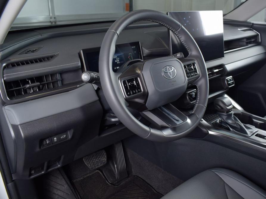 Toyota RAV4 VI (XA60) Кемерово  - изображение 8