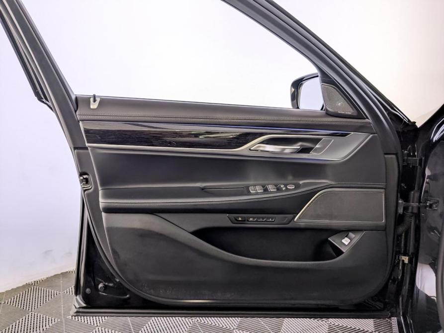 BMW 7 серии VI (G11/G12) Рестайлинг Москва  - изображение 19