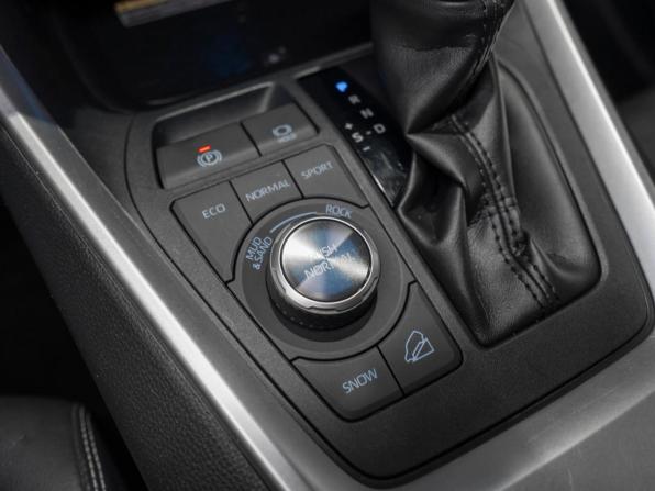 Toyota RAV4 V (XA50) с пробегом 2020 года, цена 3 680 000 рублей, 59518 км, внедорожник, Автокод Объявления