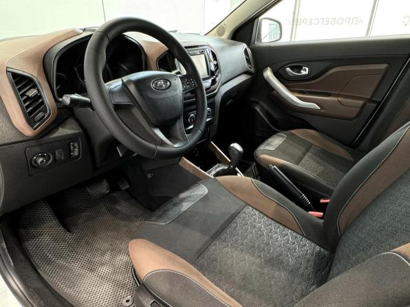 Lada (ВАЗ) XRAY I с пробегом 2017 года, цена 849 000 рублей, 103883 км, хэтчбек, Автокод Объявления