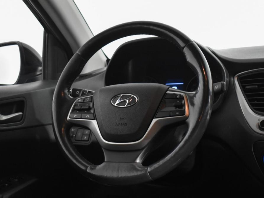 Hyundai Solaris II Санкт-Петербург  - изображение 14
