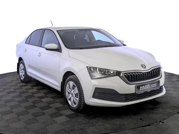 Skoda Rapid II с пробегом 2021 года, цена 1 665 000 рублей, 94262 км, лифтбек, Автокод Объявления