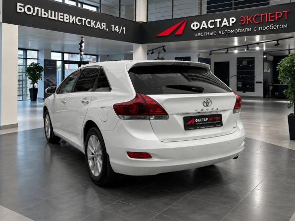Toyota Venza I Рестайлинг с пробегом 2014 года, цена 2 145 000 рублей, 197000 км, внедорожник, Автокод Объявления