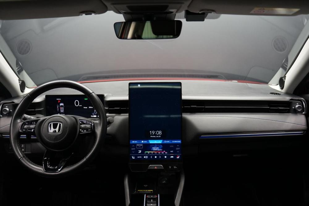Honda e:NS1 Крым  - изображение 16