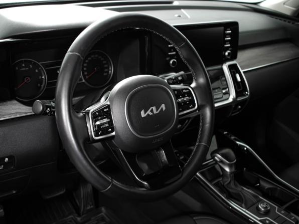 Kia Sorento IV с пробегом 2023 года, цена 3 727 000 рублей, 28386 км, внедорожник, Автокод Объявления