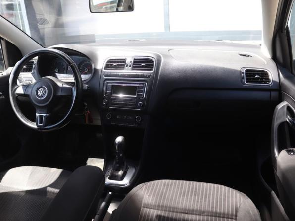 Volkswagen Polo V с пробегом 2013 года, цена 835 000 рублей, 147000 км, седан, Автокод Объявления