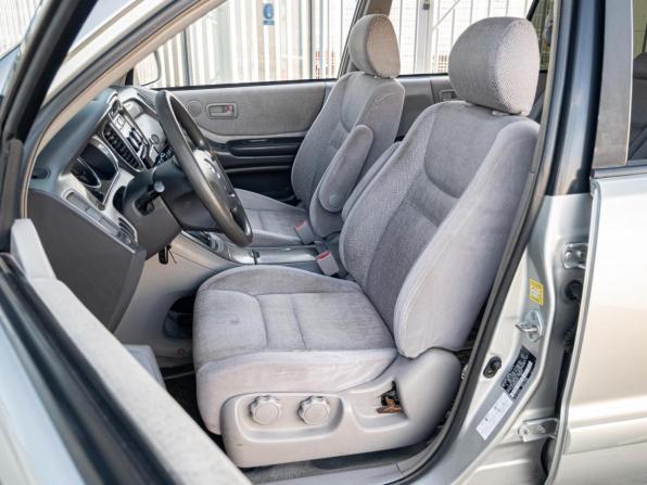 Toyota Highlander I (XU20) Рестайлинг с пробегом 2003 года, цена 790 000 рублей, 220917 км, внедорожник, Автокод Объявления