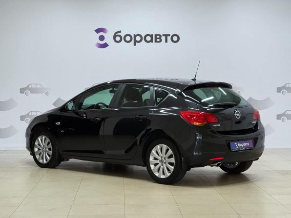 Opel Astra J с пробегом 2011 года, цена 799 000 рублей, 169372 км, хэтчбек, Автокод Объявления