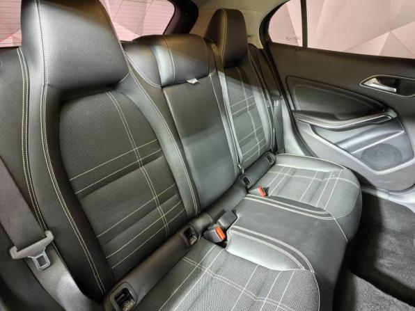 Mercedes-Benz GLA I (X156) с пробегом 2015 года, цена 1 895 000 рублей, 160299 км, внедорожник, Автокод Объявления