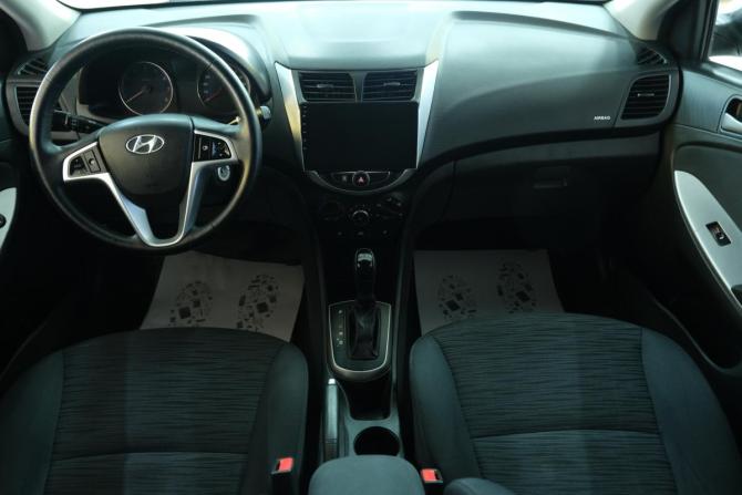 Hyundai Solaris I Рестайлинг с пробегом 2015 года, цена 979 000 рублей, 92000 км, седан, Автокод Объявления