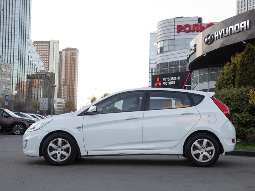Hyundai Solaris I Москва  - изображение 6
