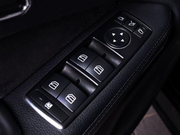 Mercedes-Benz E-Класс IV (W212 S212 C207) Рестайлинг с пробегом 2015 года, цена 1 850 000 рублей, 211800 км, седан, Автокод Объявления