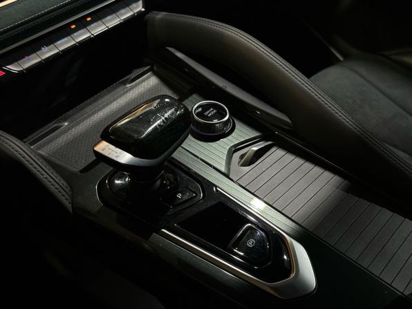 Geely Monjaro I с пробегом 2023 года, цена 2 749 000 рублей, 117000 км, внедорожник, Автокод Объявления