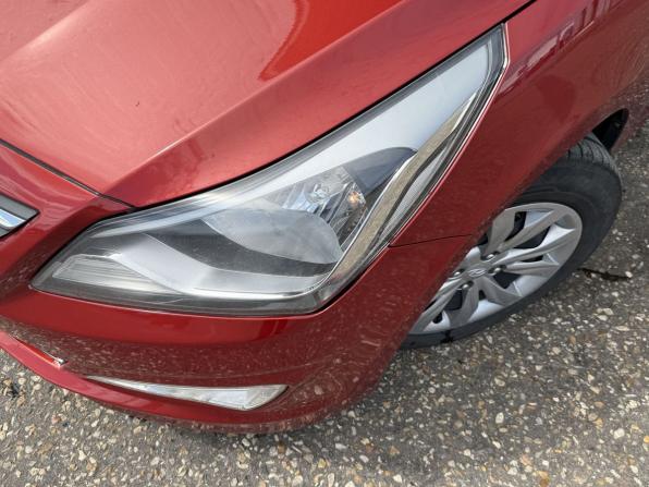 Hyundai Solaris I Рестайлинг с пробегом 2015 года, цена 1 050 000 рублей, 85000 км, седан, Автокод Объявления