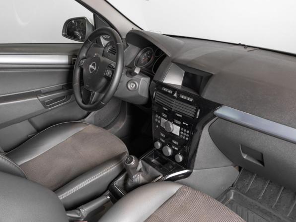 Opel Astra H Рестайлинг с пробегом 2013 года, цена 490 000 рублей, 141250 км, седан, Автокод Объявления
