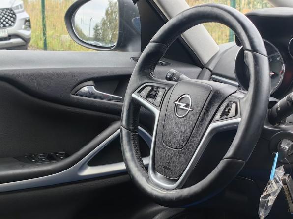 Opel Zafira C с пробегом 2013 года, цена 769 000 рублей, 280700 км, компактвэн, Автокод Объявления