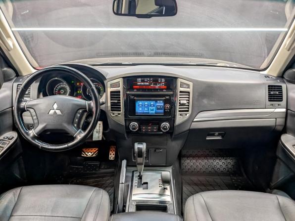 Mitsubishi Pajero IV Рестайлинг 2 с пробегом 2015 года, цена 2 440 000 рублей, 120717 км, внедорожник, Автокод Объявления