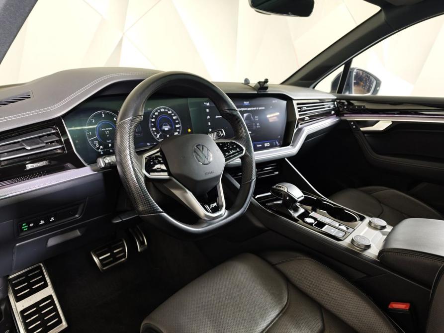 Volkswagen Touareg III Москва  - изображение 19