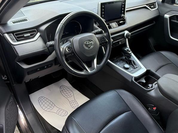 Toyota RAV4 V (XA50) с пробегом 2021 года, цена 4 390 000 рублей, 70213 км, внедорожник, Автокод Объявления