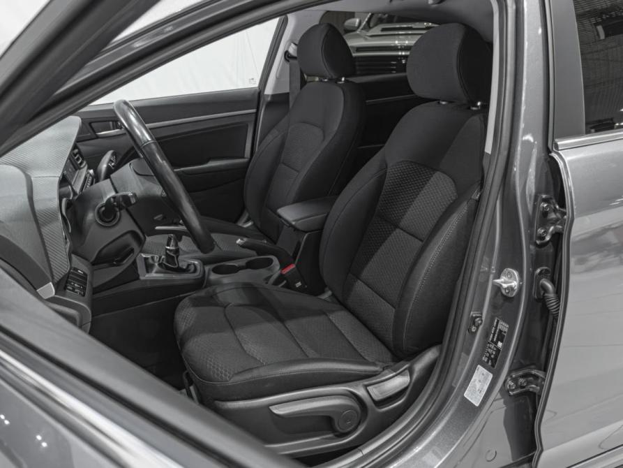 Hyundai Elantra VI (AD) Рестайлинг Мурманск  - изображение 10
