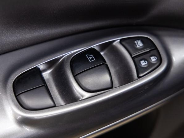 Nissan Juke I с пробегом 2011 года, цена 1 188 000 рублей, 79264 км, внедорожник, Автокод Объявления