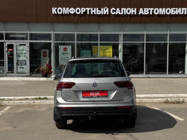 Volkswagen Tiguan II с пробегом 2017 года, цена 2 150 000 рублей, 165000 км, внедорожник, Автокод Объявления