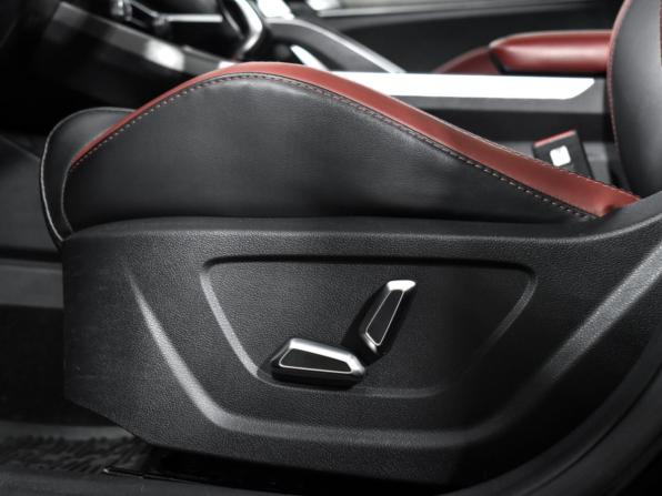 Geely Coolray I с пробегом 2021 года, цена 1 380 000 рублей, 130385 км, внедорожник, Автокод Объявления