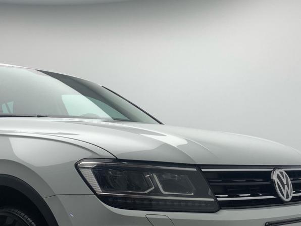 Volkswagen Tiguan II с пробегом 2018 года, цена 2 489 000 рублей, 129334 км, внедорожник, Автокод Объявления