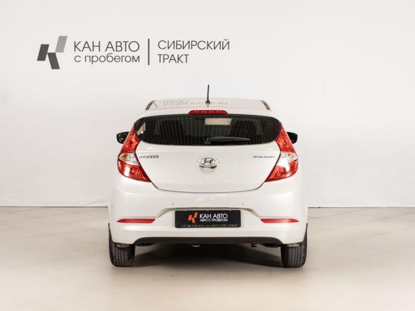 Hyundai Solaris I Рестайлинг с пробегом 2015 года, цена 991 300 рублей, 137044 км, хэтчбек, Автокод Объявления
