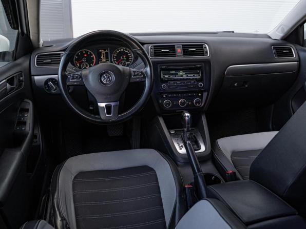 Volkswagen Jetta VI с пробегом 2012 года, цена 1 170 000 рублей, 204939 км, седан, Автокод Объявления